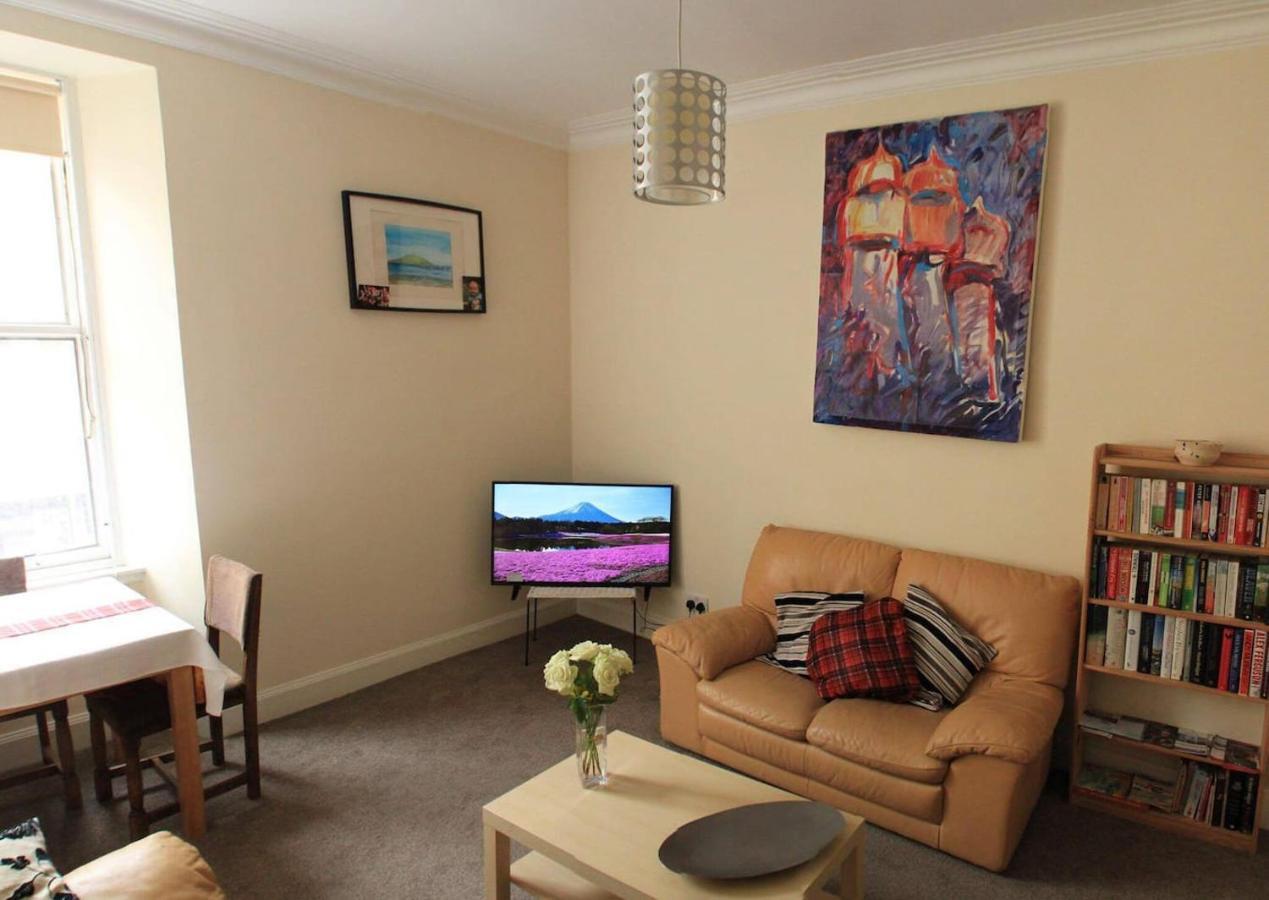 Entire Apartment In Edinburgh Exteriér fotografie
